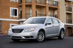 Chrysler 200 2011 года